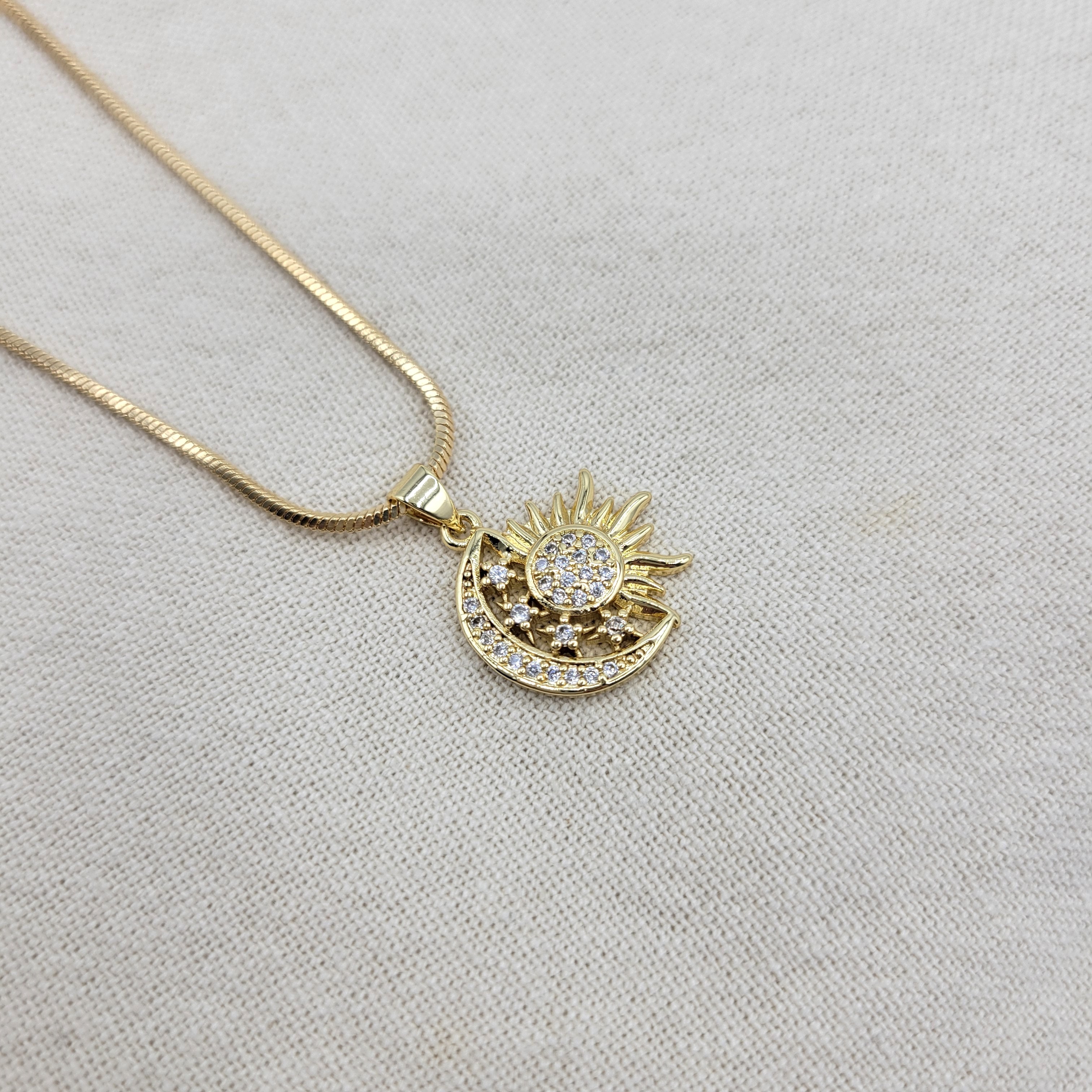 Sun Moon Couple Necklace 925 Sterling Silver Sun And Moon Necklace Set Bff  Couple Friendship Matching Sun Moon Necklace Jewelry For Women Men | Fruugo  NZ