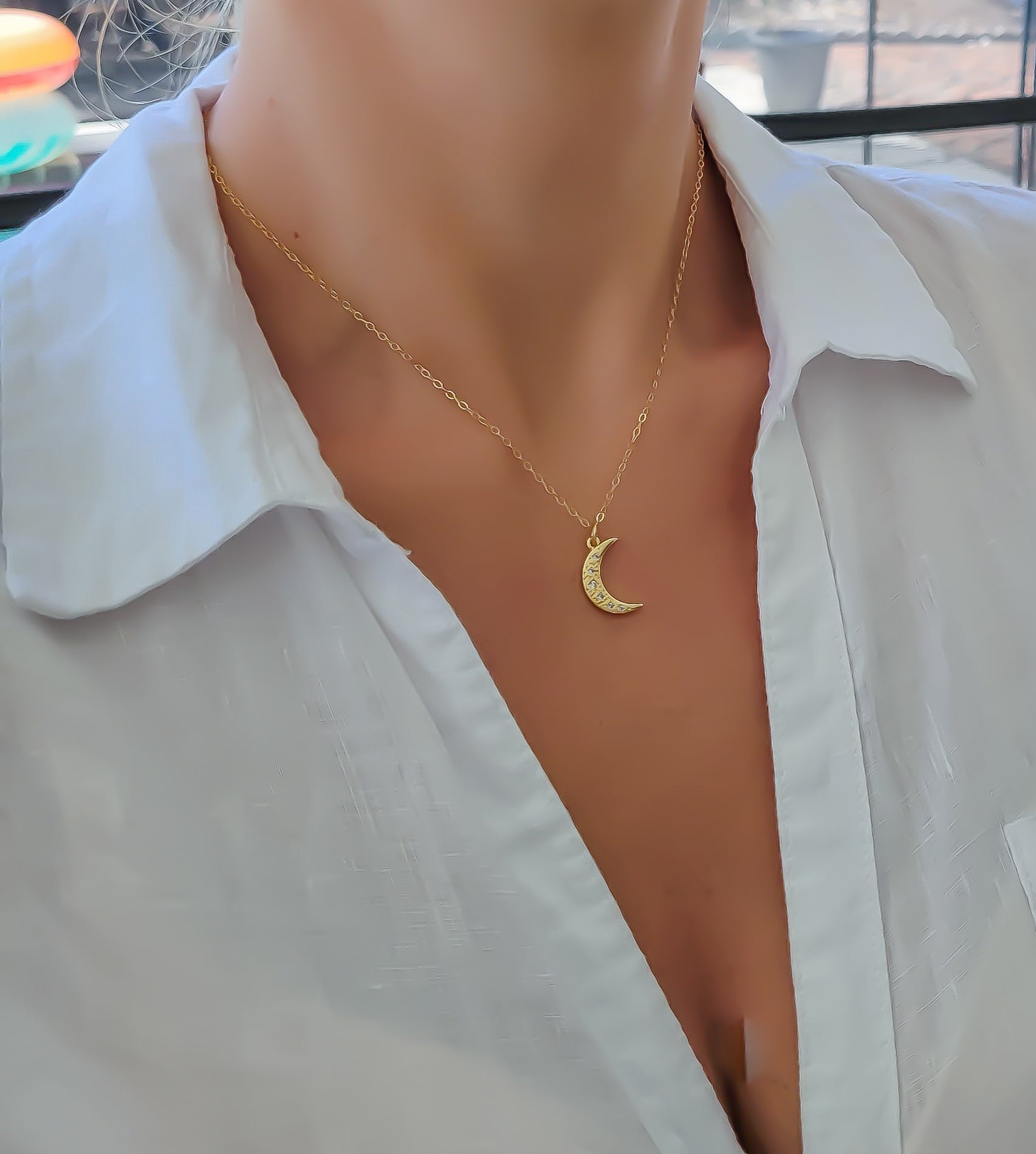 18K White Gold Crescent Moon Diamond Necklace by Vivaan | Diamond moon  necklace, Pretty necklaces, Diamond fashion jewelry