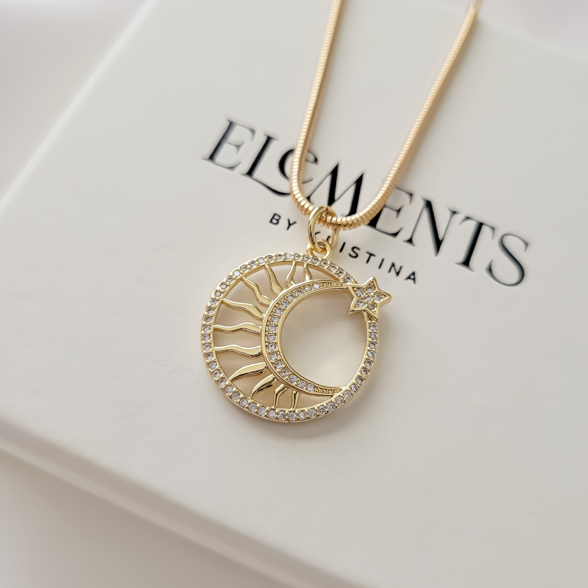 Amy Glaswand Fine Jewelry | Star Pendant Necklace